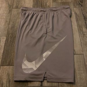 Nike men’s shorts NWT Grey xxxl and xl
